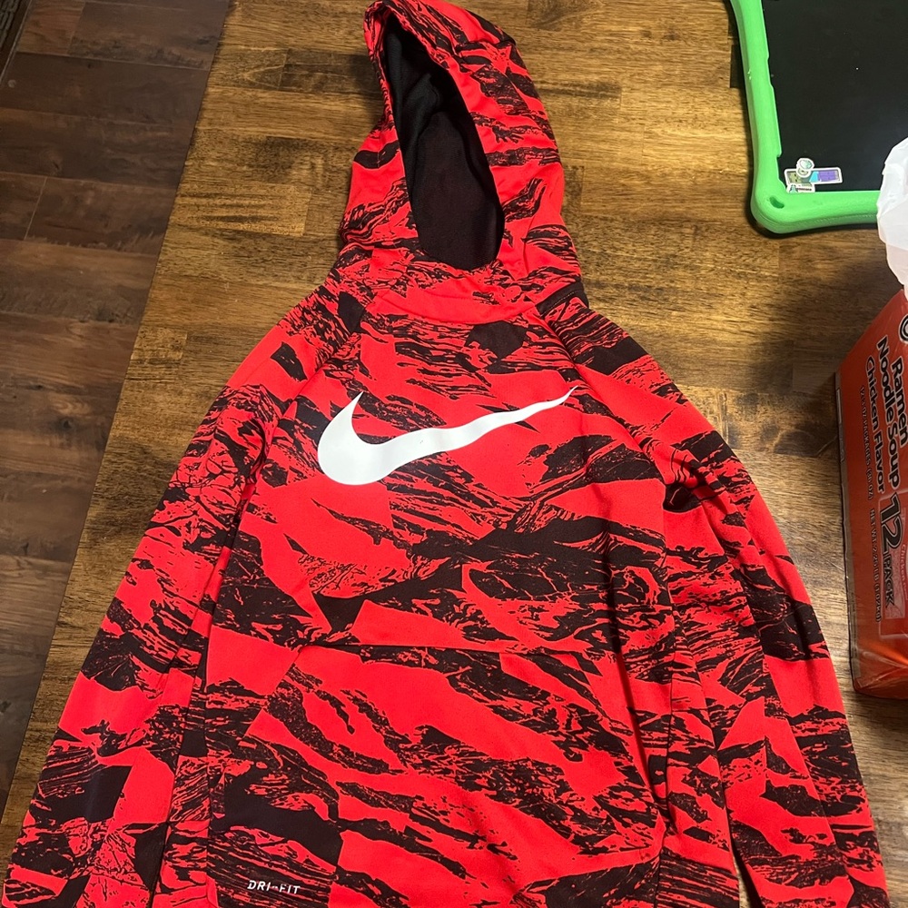 Nike Red and Black Graphic Dri-FIT Pullover Hoodie